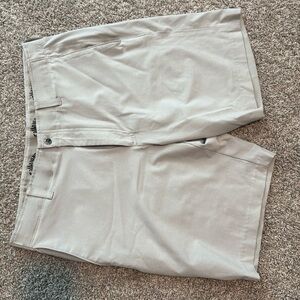 Men’s Callaway shorts size 36 like new